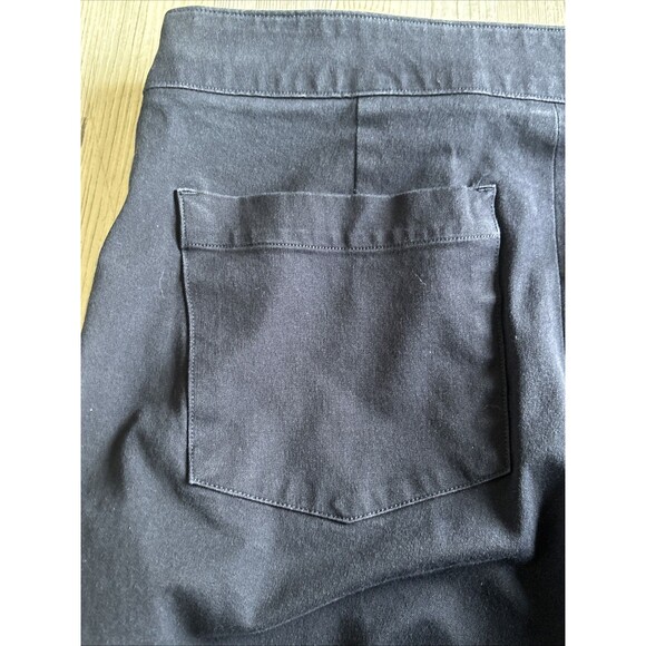 Spanx Pants Women’s Size Medium Navy Crop Slim Fit Classic Polished Stretch - Picture 3 of 8